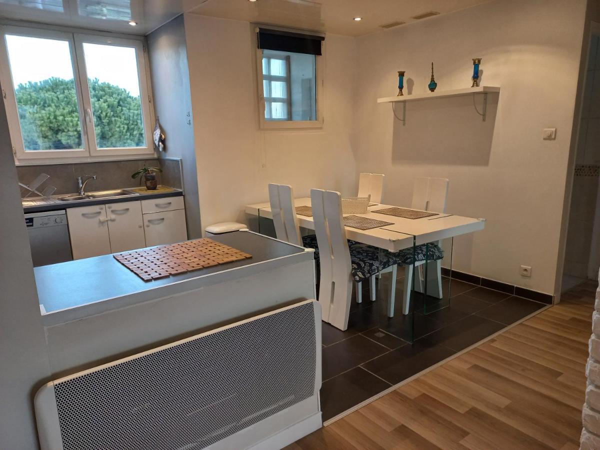 "L'Hippocampe", Climatise, 60 M2 , 2 Chambres, Tres Calme, Plage Des Sablettes Et Commerces A 3 Minutes A Pied, Wifi, Parking Gratuit, Lit King Size La Seyne-sur-Mer Buitenkant foto
